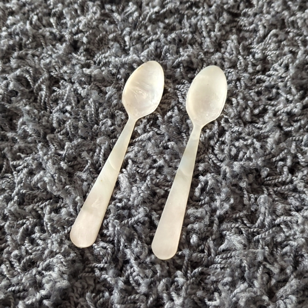Two vintage caviar spoons in fantastic shape mother of pearl